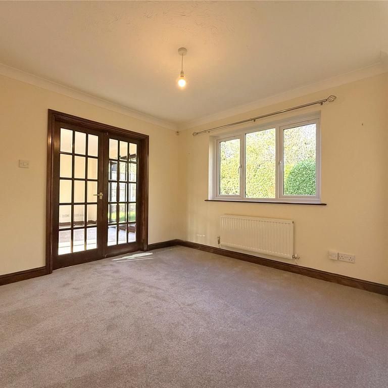 5 bedroom detached house to rent - Photo 1