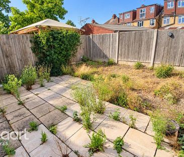 3 bedroom terraced house to rent - Photo 6