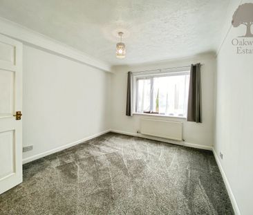 2 bed flat to rent in Ray Park Road, Maidenhead, SL6 - Photo 2