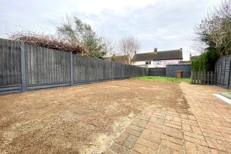 Springfield Park Avenue - Photo 4