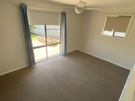 Family-Friendly Home for Rent in Narromine - Photo 4