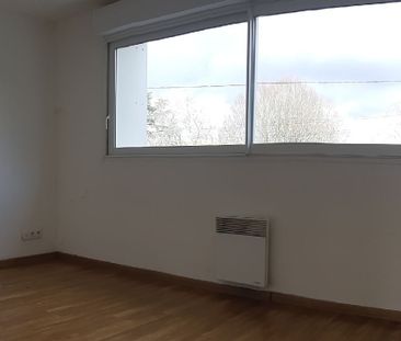 Location Appartement 3 pièces 63m² FARGUES ST HILAIRE 33370 - Photo 5