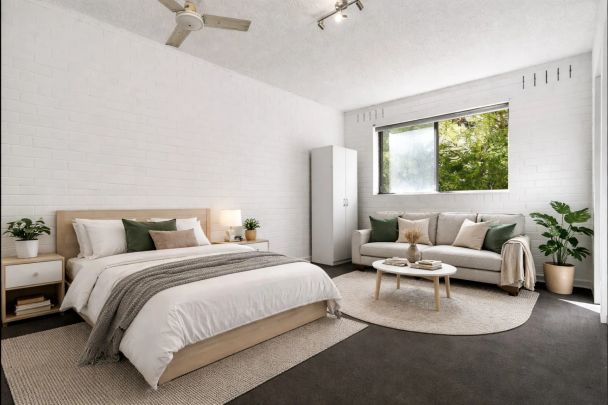 Low Maintenance and and Secure Studio in Prime St Kilda Location - Photo 1