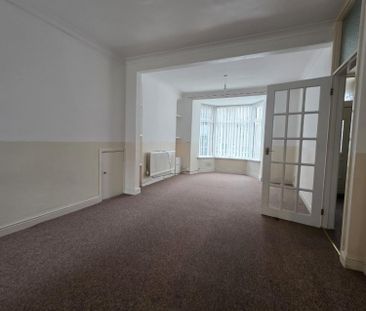 House To Let - Photo 3