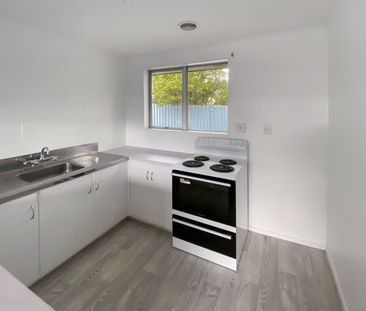 Stokes Valley 2 Bedroom - Photo 4