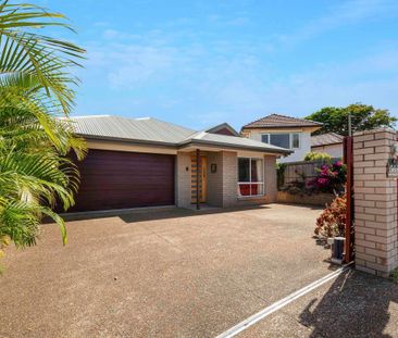 568 Robinson Rd W, Aspley QLD 4034 - House For Rent - $870 | Domain - Photo 4