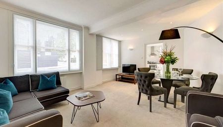 A stylish two bedroom apartment set across 792 sq ft in Mayfair. - Photo 2