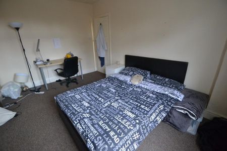 3 bedroom detached house to rent - Photo 5