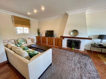 Luxury Villa for rent in Nueva Andalucia, Andalusia - Photo 4