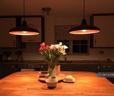 2 bedroom end of terrace house to rent - Photo 6