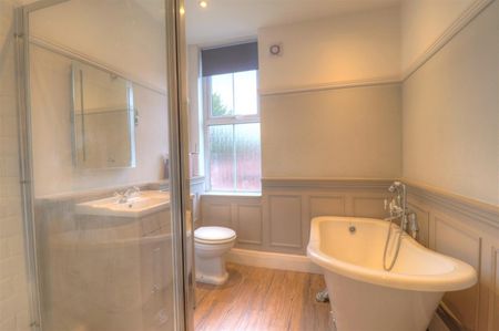 Bridge Street, Pershore - Photo 3