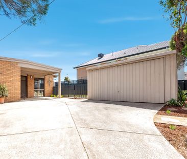 Please contact Molly Rogerson to arrange an inspection; Sandringham... - Photo 4