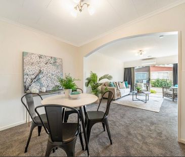 Tidy 2 bedroom pet friendly unit - Photo 4