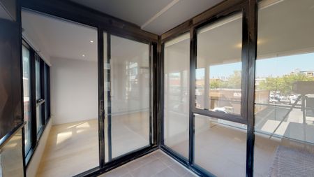 Chic Living in a Prime Location - Photo 3