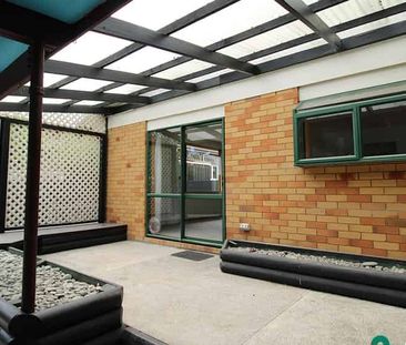 Sweet Retreat on York Street - Photo 4