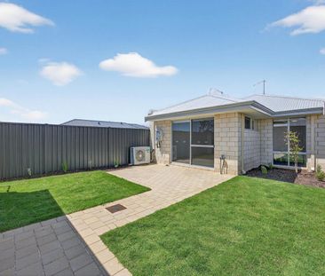 153 Badgerup Avenue, Lakelands, WA 6180 - Photo 6