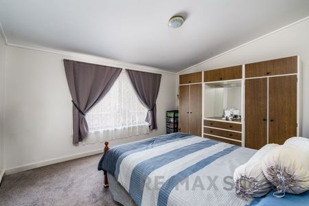 2/4 Brendanbri Street, Kearneys Spring QLD 4350 - Apartment For Rent | Domain - Photo 5