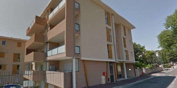 Location Appartement 3 pièces 61m² MARTIGUES 13500 - Photo 3