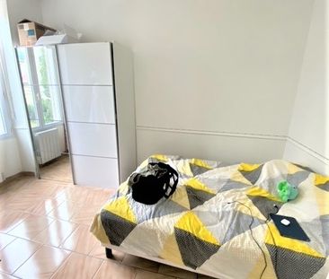 Location Appartement 2 pièces 42m² - Photo 3