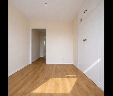 4 Bed Semi-Detached House, Westway, W12 - Photo 2