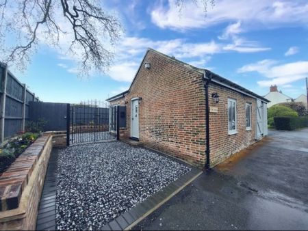 2 bedroom barn conversion to let - Photo 2