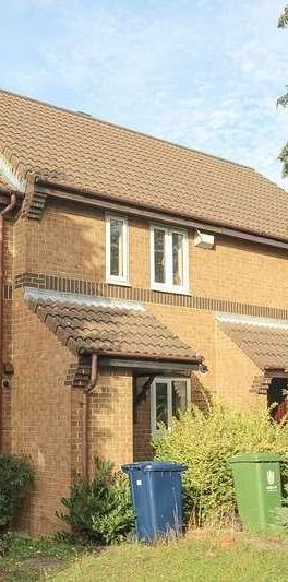 Lucerne Close, Cherry Hinton, CB1 - Photo 2