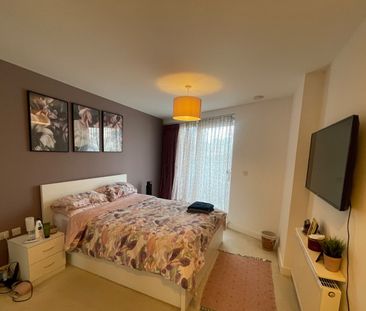 1 Bed Flat, Alaska Apartments, E16 - Photo 5