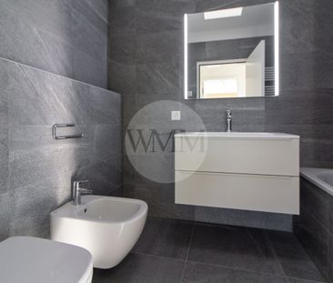 LUMINOSO 4.5 LOCALI CON GRANDE TERRAZZA E VISTA APERTA - Foto 3