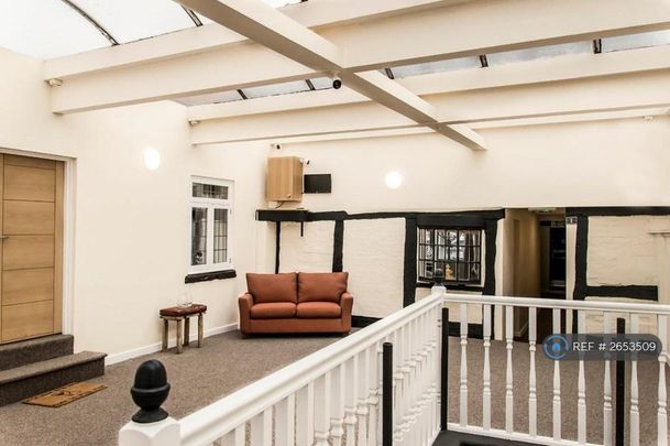 1 bedroom flat to rent - Photo 1