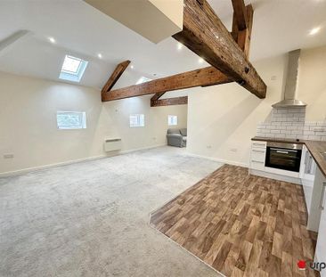 3 bedroom apartment to rent - Photo 3