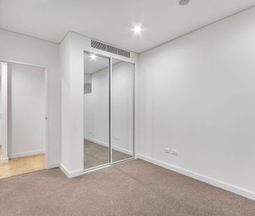 Oversized Unit in Exceptional Location - Photo 3