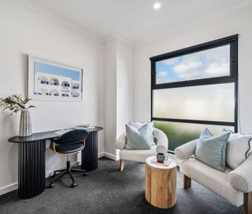 Effortless and modern living in a prized part of Magill - Photo 3