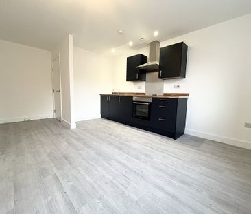 Bingley Road, Bradford - Photo 5