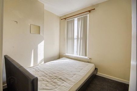 13 Rugby Avenue, Belfast, BT7 1RD - Photo 5