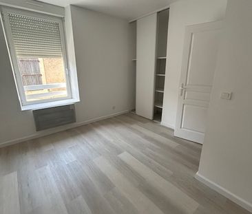 Location Appartement 3 pièces 61m² LEZIGNAN CORBIERES 11200 - Photo 2