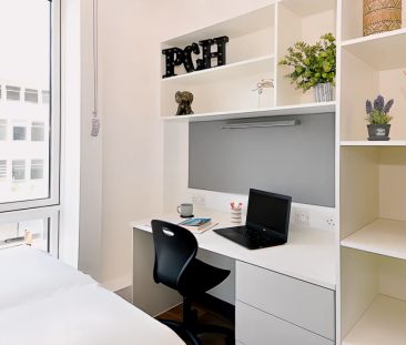 Silver En-Suite - Photo 2