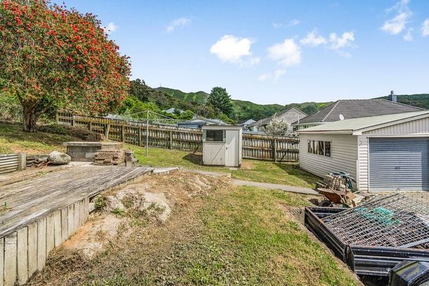 Charming 2 - Bedroom with Home Office - Photo 1