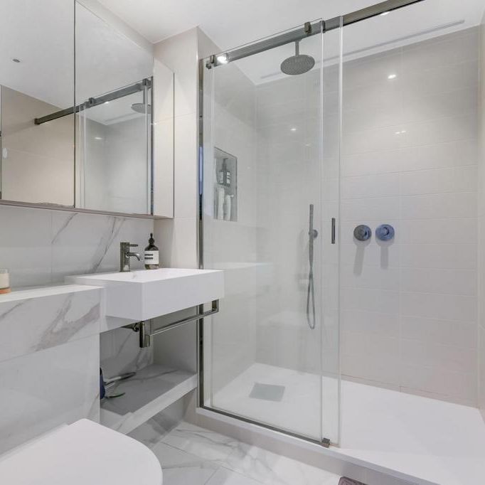 3 bedroom apartment to rent - Photo 2