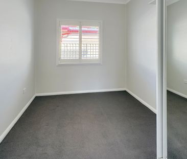 Ideal Family Home with In-Ground Pool - Photo 4