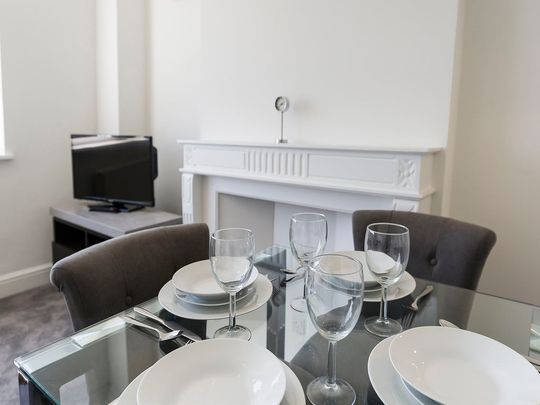 TWO BEDROOM, TO LET, LEXHAM GARDENS W8 - Photo 1