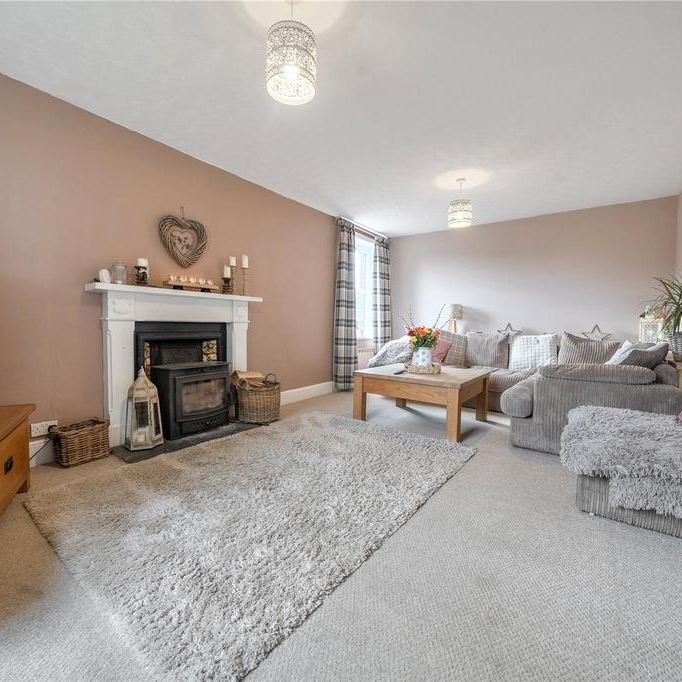 3 bedroom detached house to rent - Photo 1