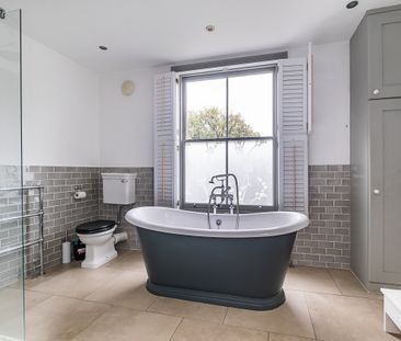 4 bedroom terraced house to rent - Photo 5