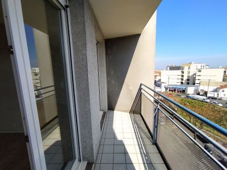 Location Appartement 2 pièces 33m² - Photo 3