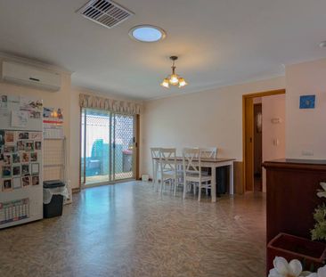 Prime Location - Photo 6