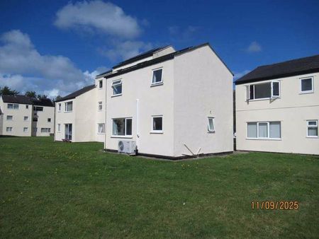 3 bedroom property to rent - Photo 4