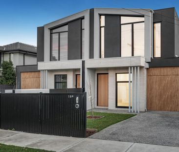 18A Edinburgh Street, BENTLEIGH EAST, VIC - Photo 2