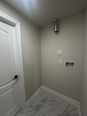 For Lease - 18 Elverton Crescent Unit# BSMT, Brampton, Ontario - Photo 3