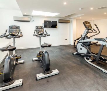 Bronze Studio - Photo 4