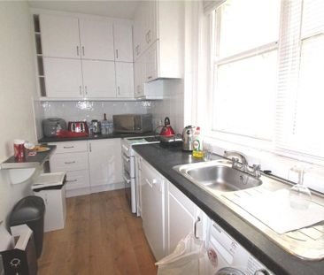 House share to rent - Photo 4