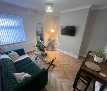 1 bedroom in a house share to rent - Photo 2